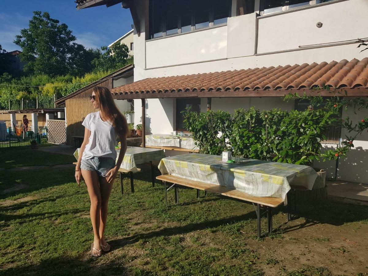 La Terrazza Apartamento Asti Exterior foto